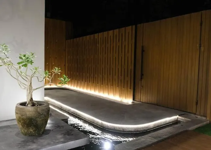 Modern Palace In - Qmoya Villa *