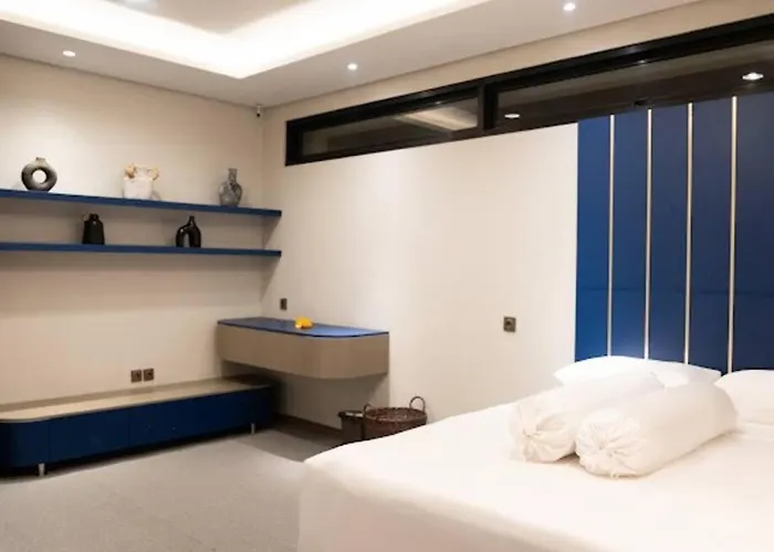 Modern Palace In - Qmoya Villa