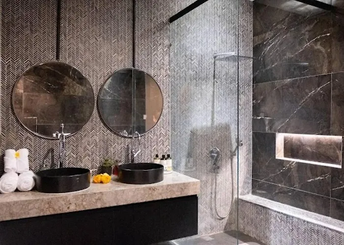Modern Palace In - Qmoya Villa Seminyak (Bali)
